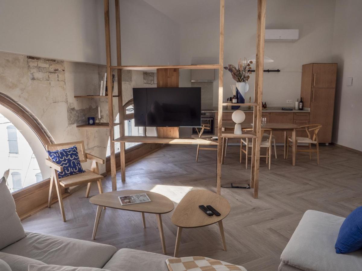 Le Nid Bleu Duplex En Plein Centre Apartment Castres  Exterior photo